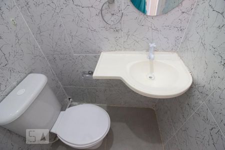 Lavabo de casa para alugar com 2 quartos, 96m² em Jardim Palmira, Guarulhos