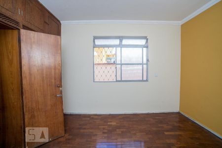 Suíte de casa para alugar com 5 quartos, 300m² em Alto Barroca, Belo Horizonte