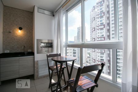 Varanda gourmet de kitnet/studio para alugar com 1 quarto, 46m² em Vila Oliveira, Mogi das Cruzes