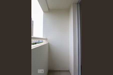 Varanda da sala de apartamento para alugar com 2 quartos, 59m² em Vila Suzana, São Paulo