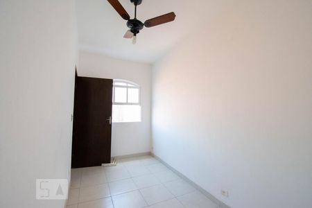 Quarto 1 de casa para alugar com 2 quartos, 65m² em Socorro, São Paulo