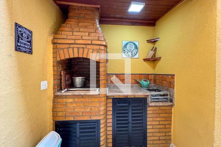 Casa de condomínio à venda com 106m², 3 quartos e 2 vagas Casa de condomínio à venda com 106m², 3 quartos e 2 vagasQuintal