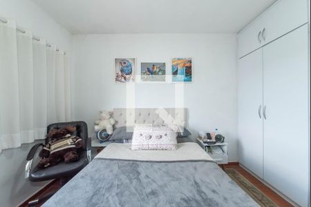 Quarto 2 de casa à venda com 3 quartos, 98m² em Cidade Vargas, São Paulo