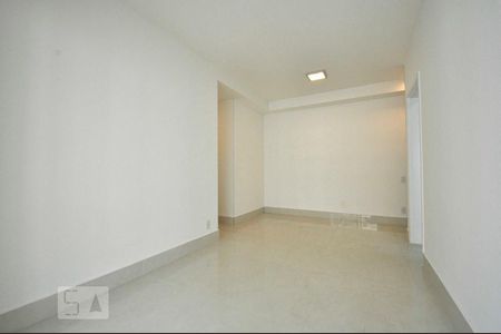 Sala de Estar de apartamento para alugar com 2 quartos, 68m² em Centro, Osasco