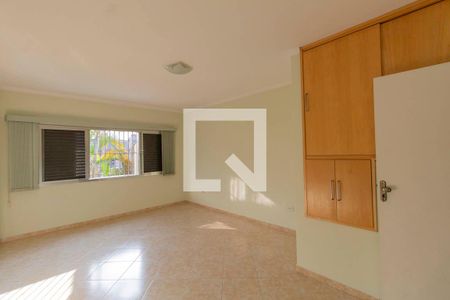 Suíte 1 de casa à venda com 4 quartos, 240m² em Vila Paranagua, São Paulo