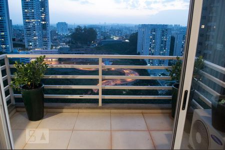 Varanda de kitnet/studio para alugar com 1 quarto, 89m² em Vila Suzana, São Paulo
