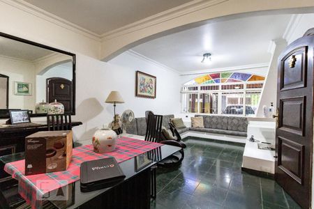 Sala de casa à venda com 3 quartos, 140m² em Brooklin, São Paulo