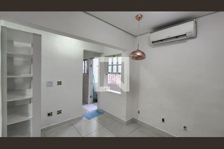 Sala de apartamento para alugar com 1 quarto, 55m² em José Menino, Santos