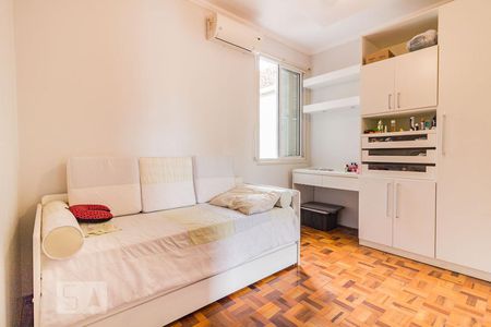 Dormitório de apartamento para alugar com 2 quartos, 84m² em Santana, Porto Alegre