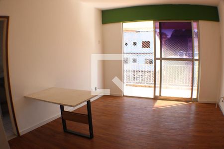 Sala de apartamento à venda com 2 quartos, 70m² em Curicica, Rio de Janeiro