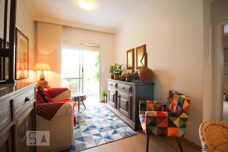 Sala de apartamento à venda com 3 quartos, 67m² em Moema, São Paulo