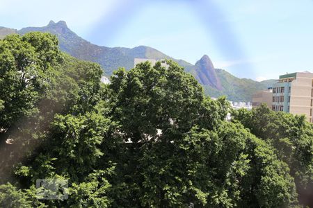 Vista da Sala de apartamento para alugar com 2 quartos, 75m² em Tijuca, Rio de Janeiro