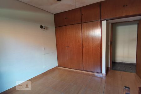 Quarto-1 de casa à venda com 2 quartos, 240m² em Vila Morse, São Paulo