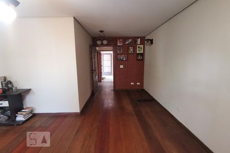 Sala de casa à venda com 2 quartos, 240m² em Vila Morse, São Paulo