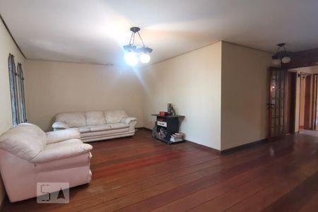 Sala de casa à venda com 2 quartos, 240m² em Vila Morse, São Paulo