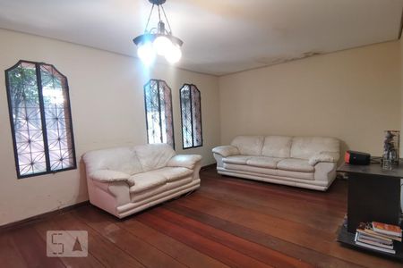 Sala de casa à venda com 2 quartos, 240m² em Vila Morse, São Paulo