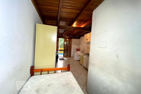 Quarto de kitnet/studio para alugar com 1 quarto, 18m² em Vicentina, São Leopoldo