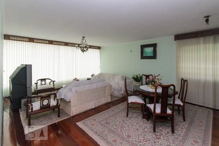 Sala de casa à venda com 4 quartos, 550m² em Água Rasa, São Paulo