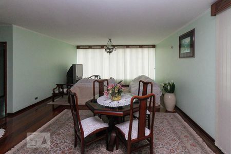 Sala de casa à venda com 4 quartos, 550m² em Água Rasa, São Paulo