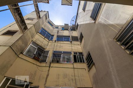 Vista da Sala de apartamento à venda com 1 quarto, 90m² em Icaraí, Niterói