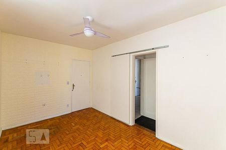 Sala de apartamento à venda com 1 quarto, 90m² em Icaraí, Niterói