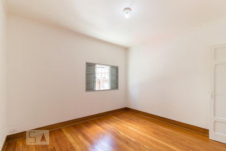 Quarto 1 de casa para alugar com 2 quartos, 75m² em Cambuci, São Paulo