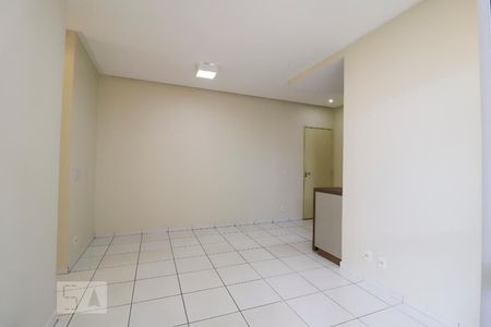 Sala de apartamento para alugar com 2 quartos, 100m² em Setor Faiçalville, Goiânia