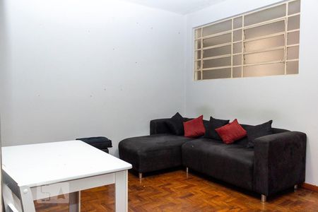 Apartamento à venda com 70m², 2 quartos e sem vagaSala