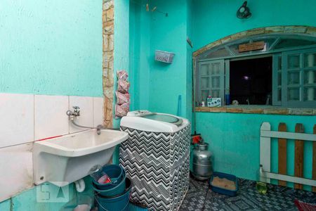 Casa para alugar com 900m², 5 quartos e 6 vagas Casa para alugar com 900m², 5 quartos e 6 vagasÁrea de Serviço - Casa Fundos