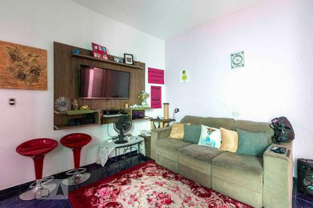 Casa para alugar com 900m², 5 quartos e 6 vagas Casa para alugar com 900m², 5 quartos e 6 vagasSala - Casa Fundos