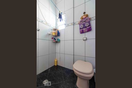 Casa para alugar com 900m², 5 quartos e 6 vagas Casa para alugar com 900m², 5 quartos e 6 vagasBanheiro Vista Quarto 2 - Suite Segundo Pavimento