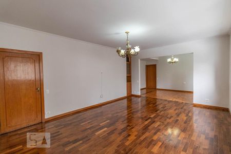 Apartamento para alugar com 150m², 2 quartos e 1 vagaSala