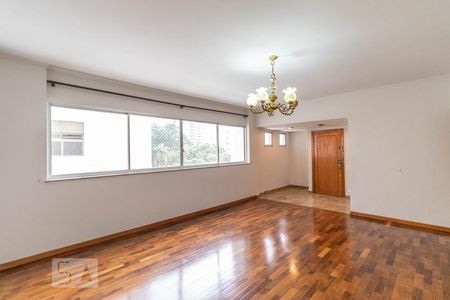 Apartamento para alugar com 150m², 2 quartos e 1 vagaSala