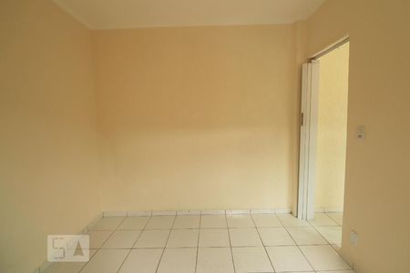 Dormitório de casa para alugar com 1 quarto, 45m² em Vila Alto de Santo Andre, Santo André