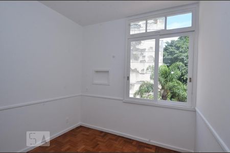 Quarto 1 de apartamento à venda com 2 quartos, 90m² em Copacabana, Rio de Janeiro