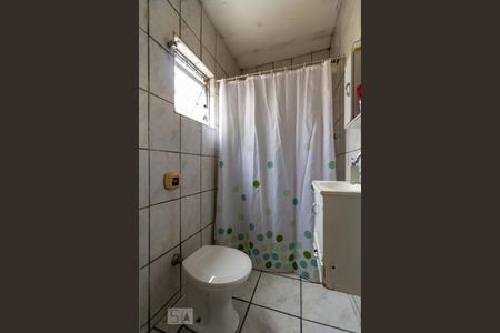 Casa à venda com 190m², 4 quartos e 2 vagas Casa à venda com 190m², 4 quartos e 2 vagasBanheiro Social 1