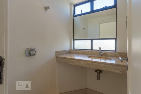 Lavabo de apartamento para alugar com 4 quartos, 200m² em Lourdes, Belo Horizonte