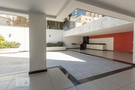 Apartamento para alugar com 200m², 4 quartos e 2 vagas Apartamento para alugar com 200m², 4 quartos e 2 vagasÁrea comum - Salão de festas