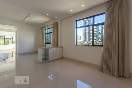 Sala de apartamento para alugar com 4 quartos, 200m² em Lourdes, Belo Horizonte