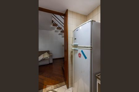 Cozinha de kitnet/studio para alugar com 1 quarto, 55m² em Lourdes, Belo Horizonte