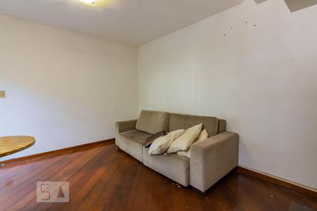 Sala de kitnet/studio para alugar com 1 quarto, 55m² em Lourdes, Belo Horizonte