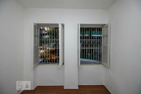 Quarto 1 de casa à venda com 8 quartos, 200m² em Laranjeiras, Rio de Janeiro