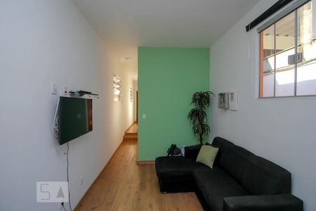 Sala 2 de casa à venda com 8 quartos, 200m² em Laranjeiras, Rio de Janeiro