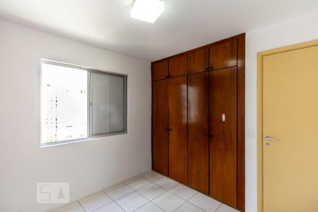 Quarto 1 de apartamento para alugar com 3 quartos, 149m² em Vila Olímpia, São Paulo