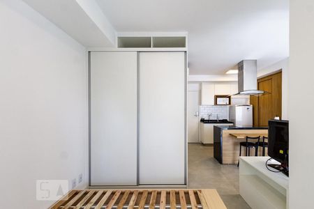 Quarto de kitnet/studio à venda com 1 quarto, 50m² em Pinheiros, São Paulo