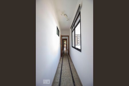 Corredor de apartamento à venda com 4 quartos, 193m² em Centro, Jundiaí