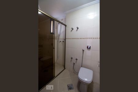 Banheiro Social de apartamento à venda com 4 quartos, 193m² em Centro, Jundiaí