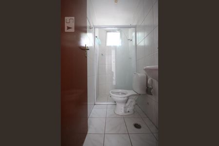 Banheiro de apartamento para alugar com 2 quartos, 45m² em Jardim Caboré, São Paulo