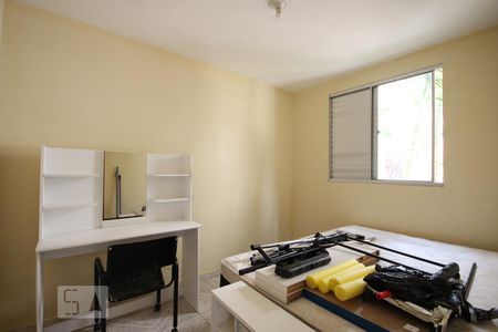 Quarto 1 de apartamento para alugar com 2 quartos, 45m² em Jardim Caboré, São Paulo