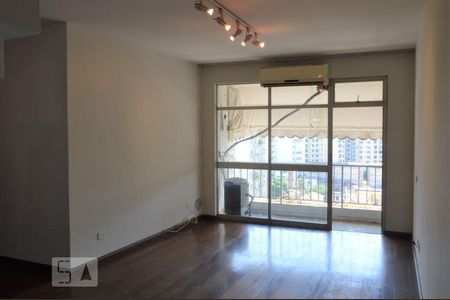 Apartamento à venda com 265m², 3 quartos e 2 vagasSala